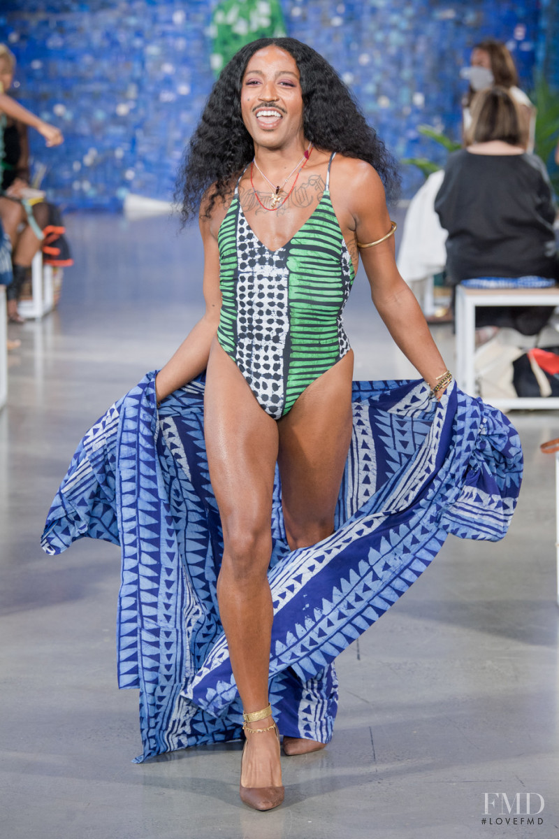 Studio 189 fashion show for Spring/Summer 2022