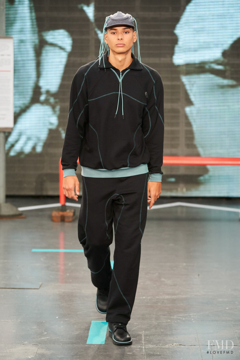 Saul Nash fashion show for Spring/Summer 2022