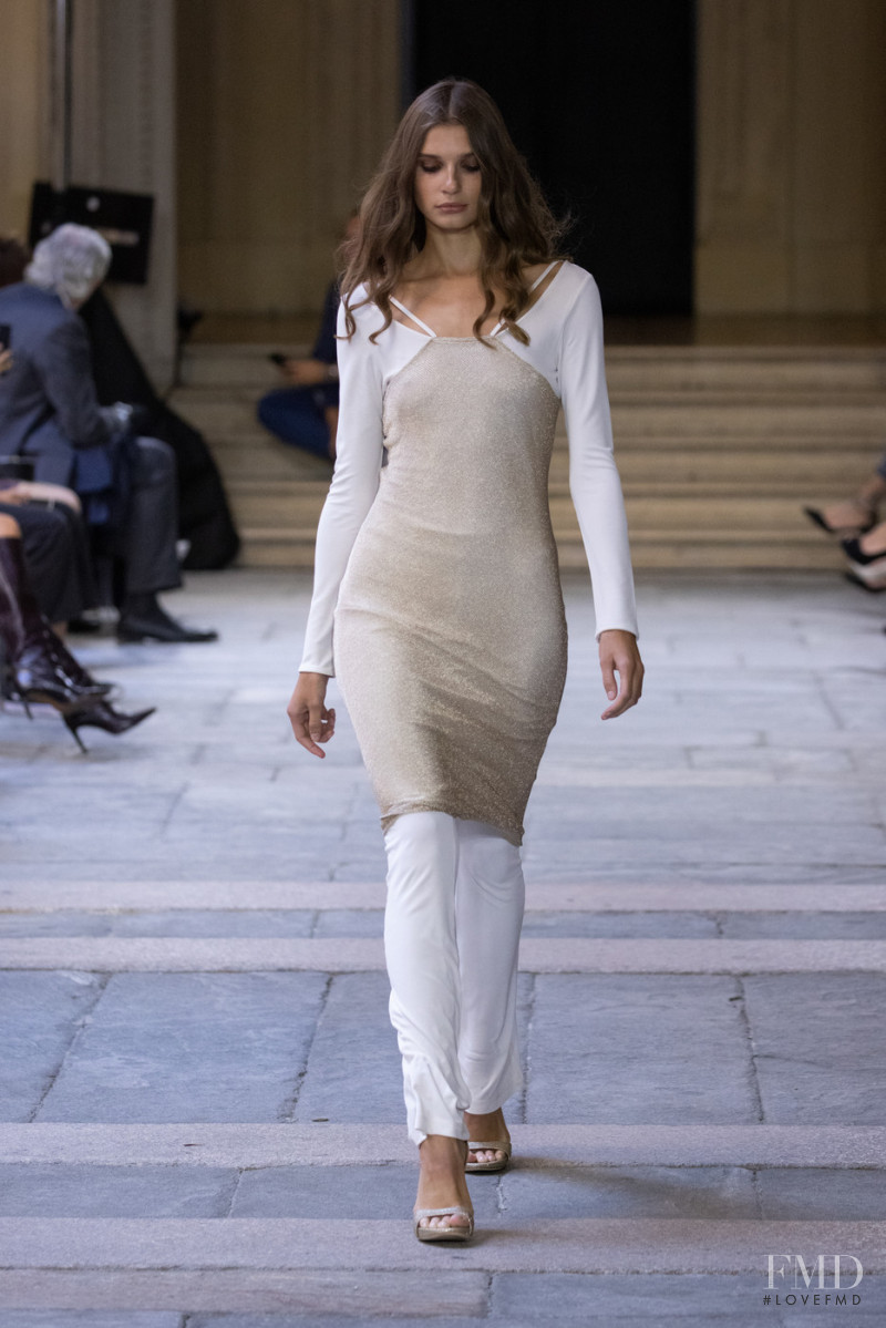 Sophia Nubes fashion show for Spring/Summer 2022