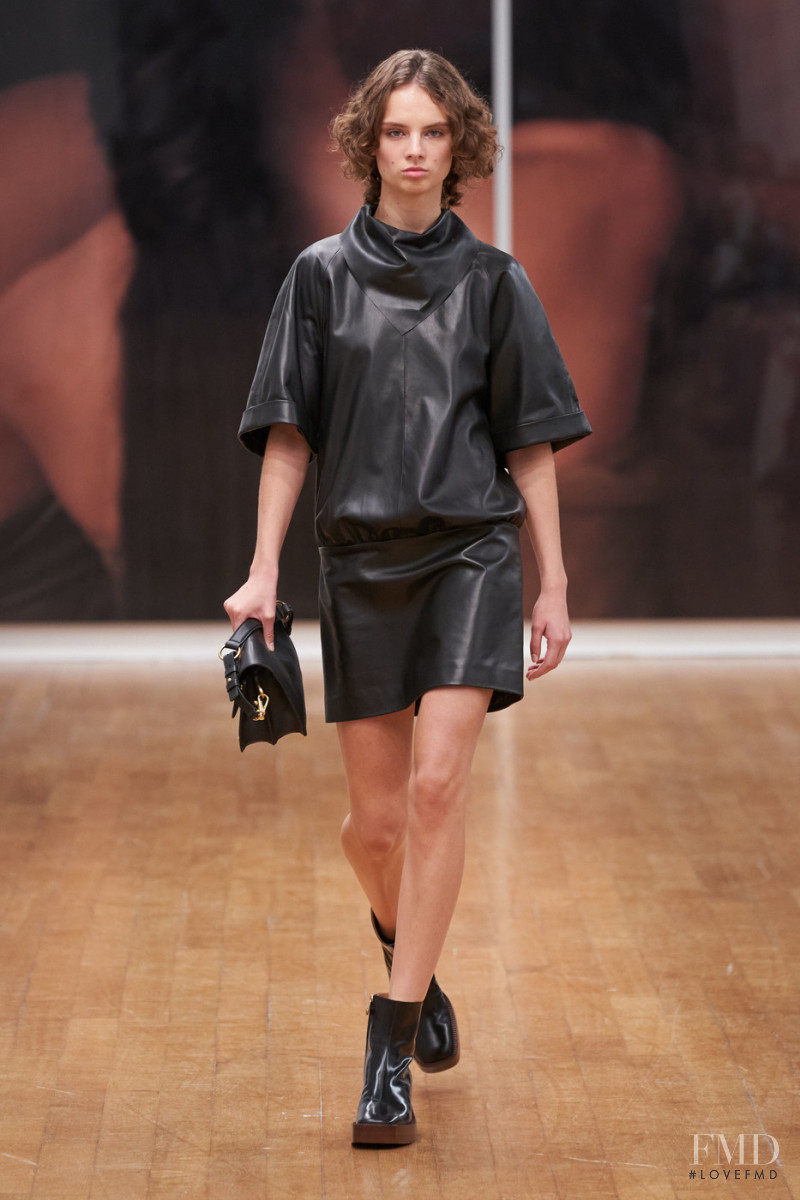 Giselle Norman featured in  the Tod\'s fashion show for Spring/Summer 2022