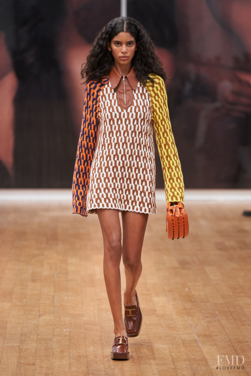 Allana Santos Brito featured in  the Tod\'s fashion show for Spring/Summer 2022