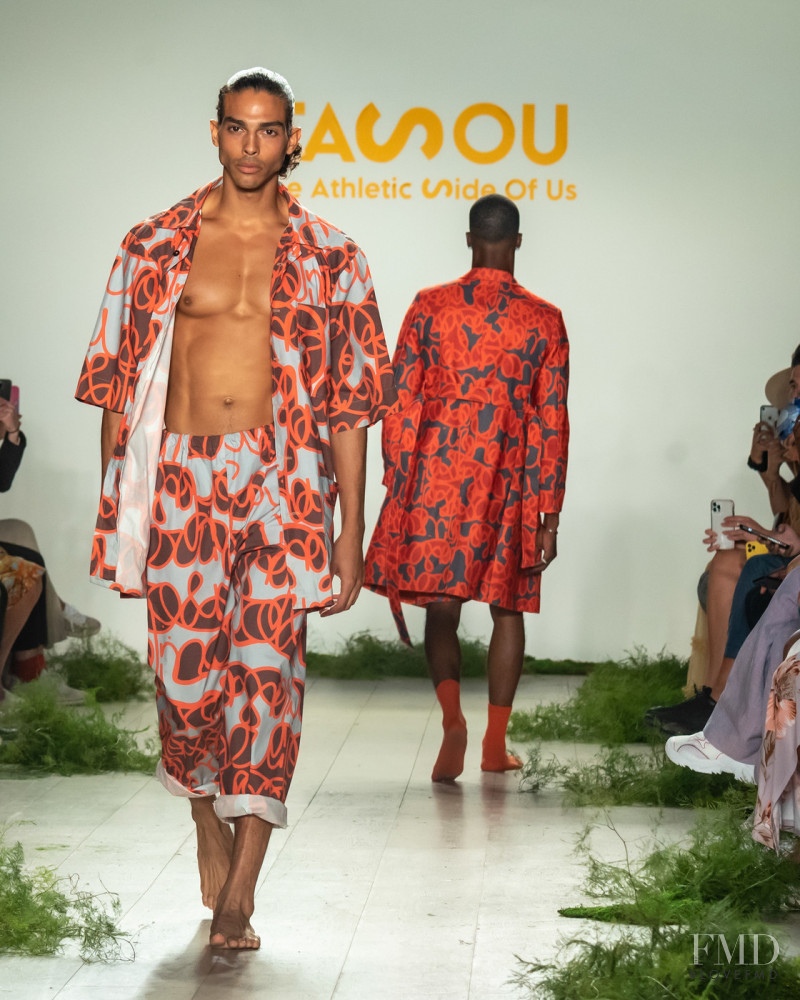 TASOU - The Athletic Side Of Us fashion show for Spring/Summer 2022