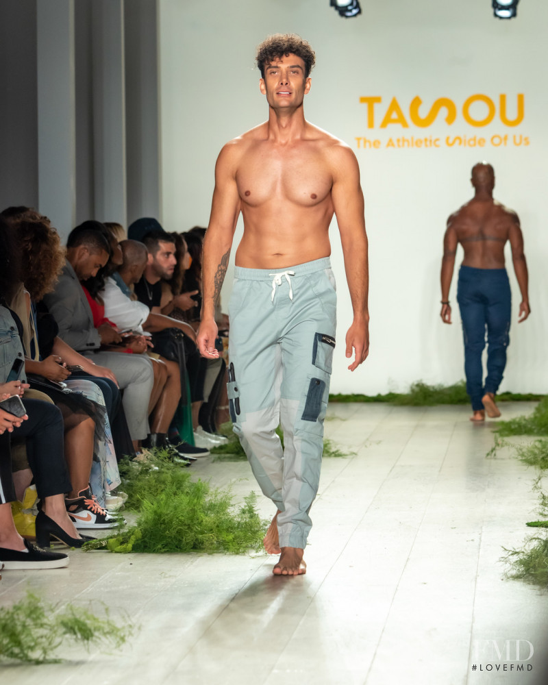 TASOU - The Athletic Side Of Us fashion show for Spring/Summer 2022