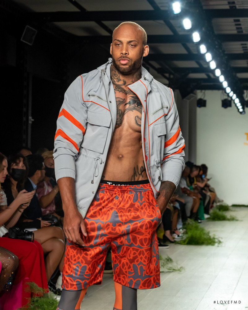 TASOU - The Athletic Side Of Us fashion show for Spring/Summer 2022