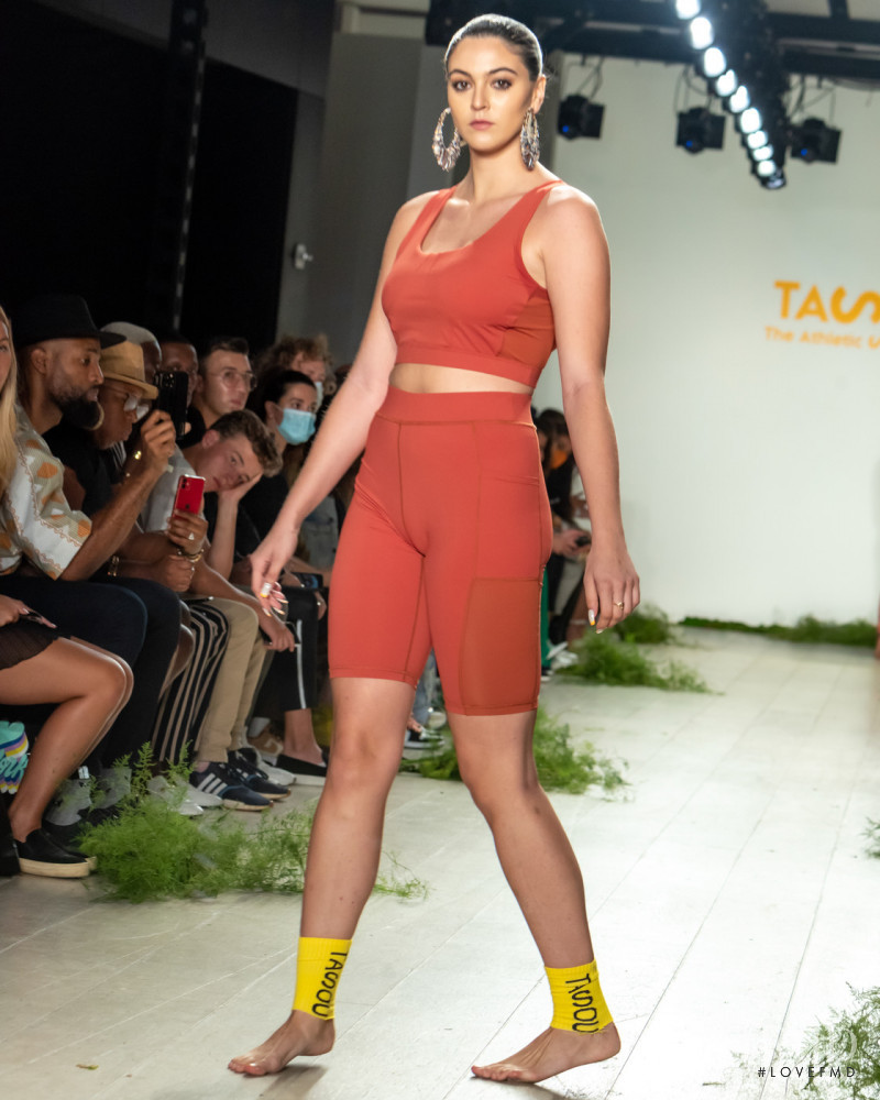 TASOU - The Athletic Side Of Us fashion show for Spring/Summer 2022