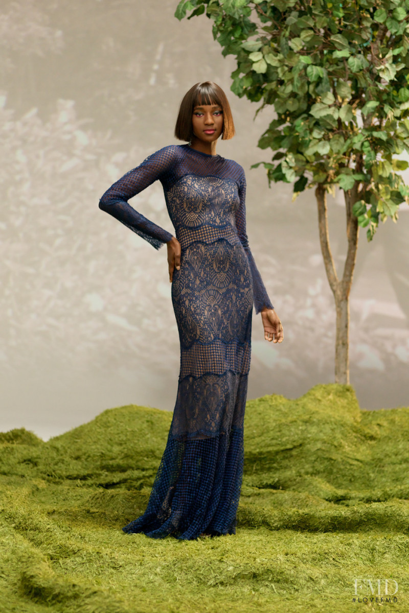 Tadashi Shoji lookbook for Spring/Summer 2022