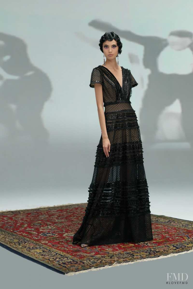 Tadashi Shoji lookbook for Spring/Summer 2022