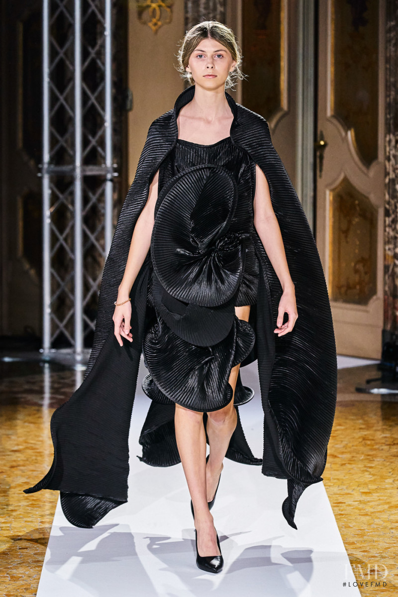 Tatiana Kotova fashion show for Spring/Summer 2022