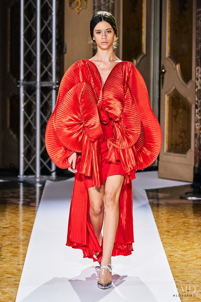 Tatiana Kotova fashion show for Spring/Summer 2022