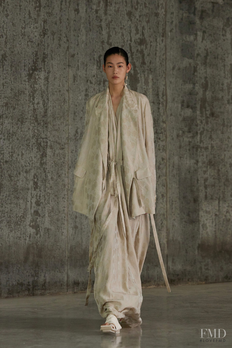 Uma Wang fashion show for Spring/Summer 2022