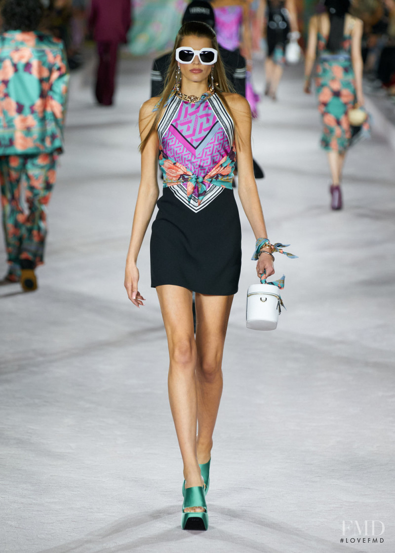 Mirthe Dijk featured in  the Versace fashion show for Spring/Summer 2022