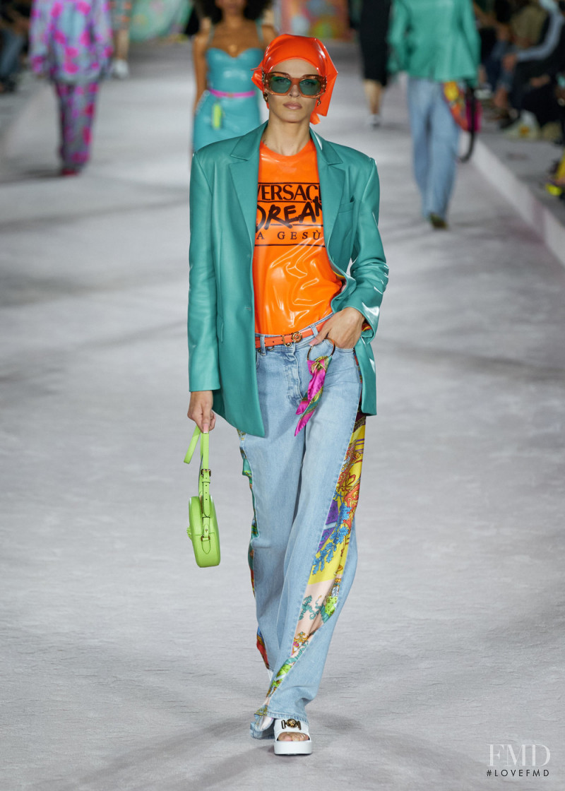 Cara Taylor featured in  the Versace fashion show for Spring/Summer 2022