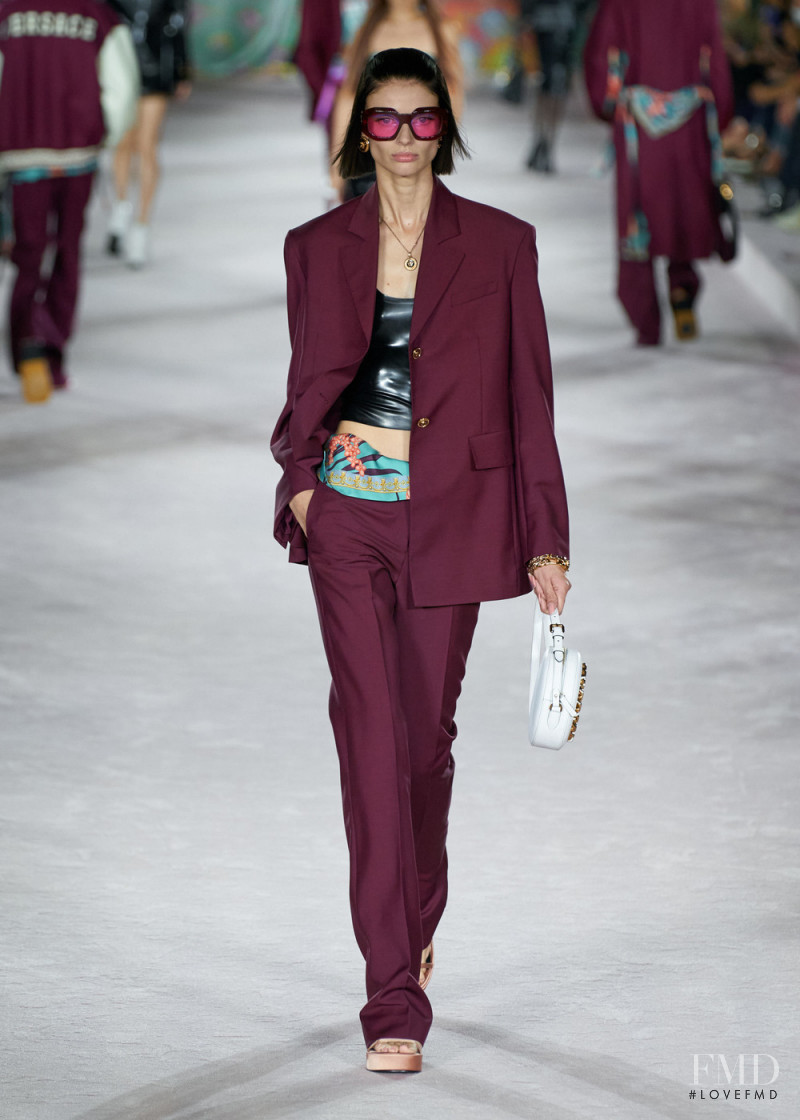 Mila van Eeten featured in  the Versace fashion show for Spring/Summer 2022