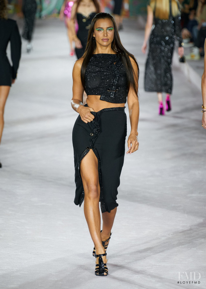 Irina Shayk featured in  the Versace fashion show for Spring/Summer 2022