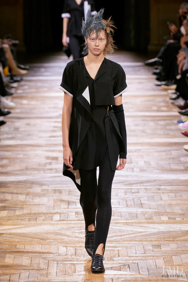 Yohji Yamamoto fashion show for Spring/Summer 2022