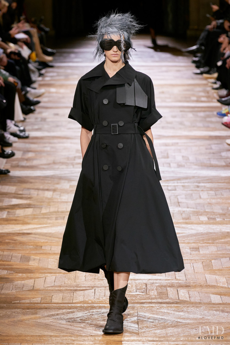 Yohji Yamamoto fashion show for Spring/Summer 2022