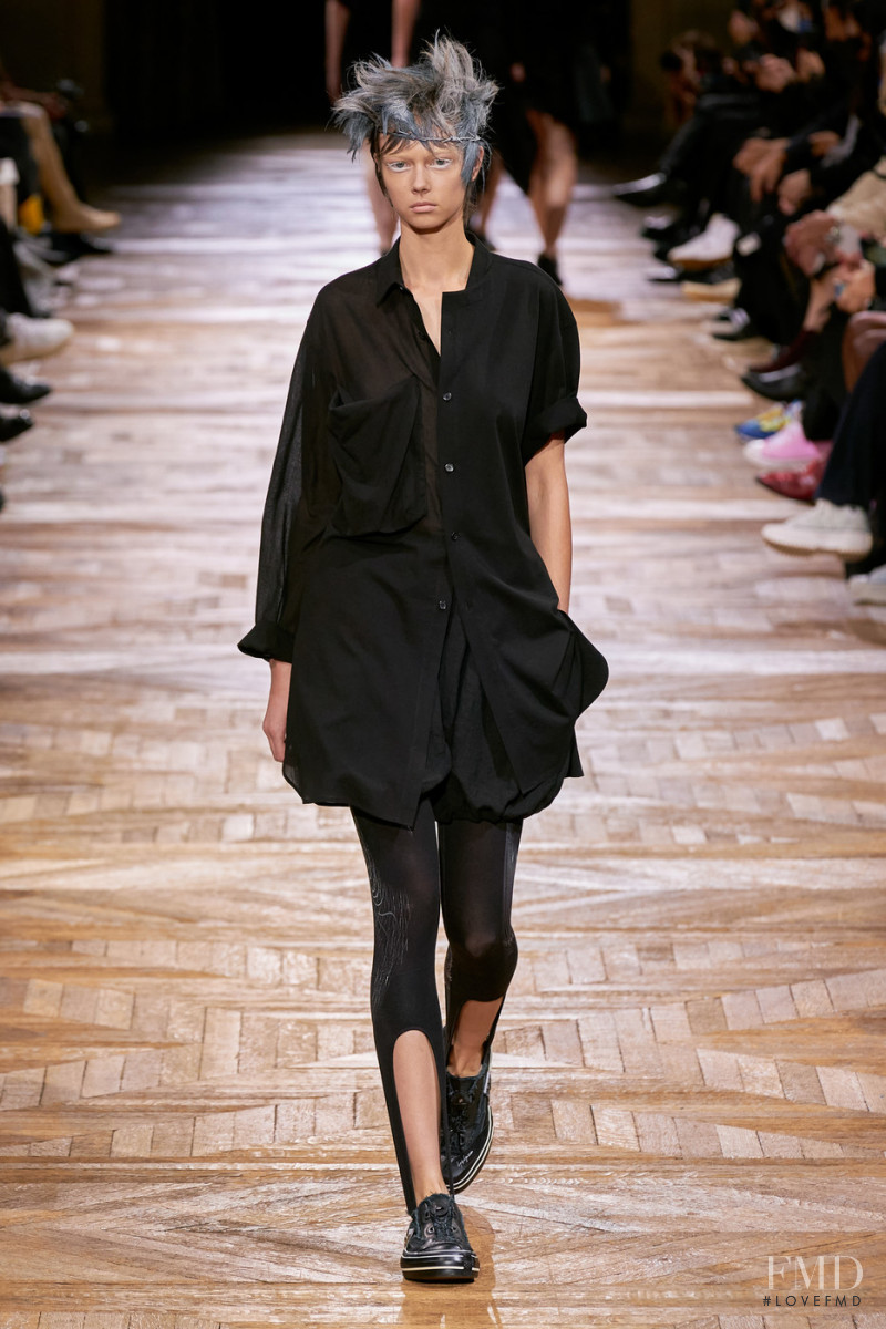 Yohji Yamamoto fashion show for Spring/Summer 2022