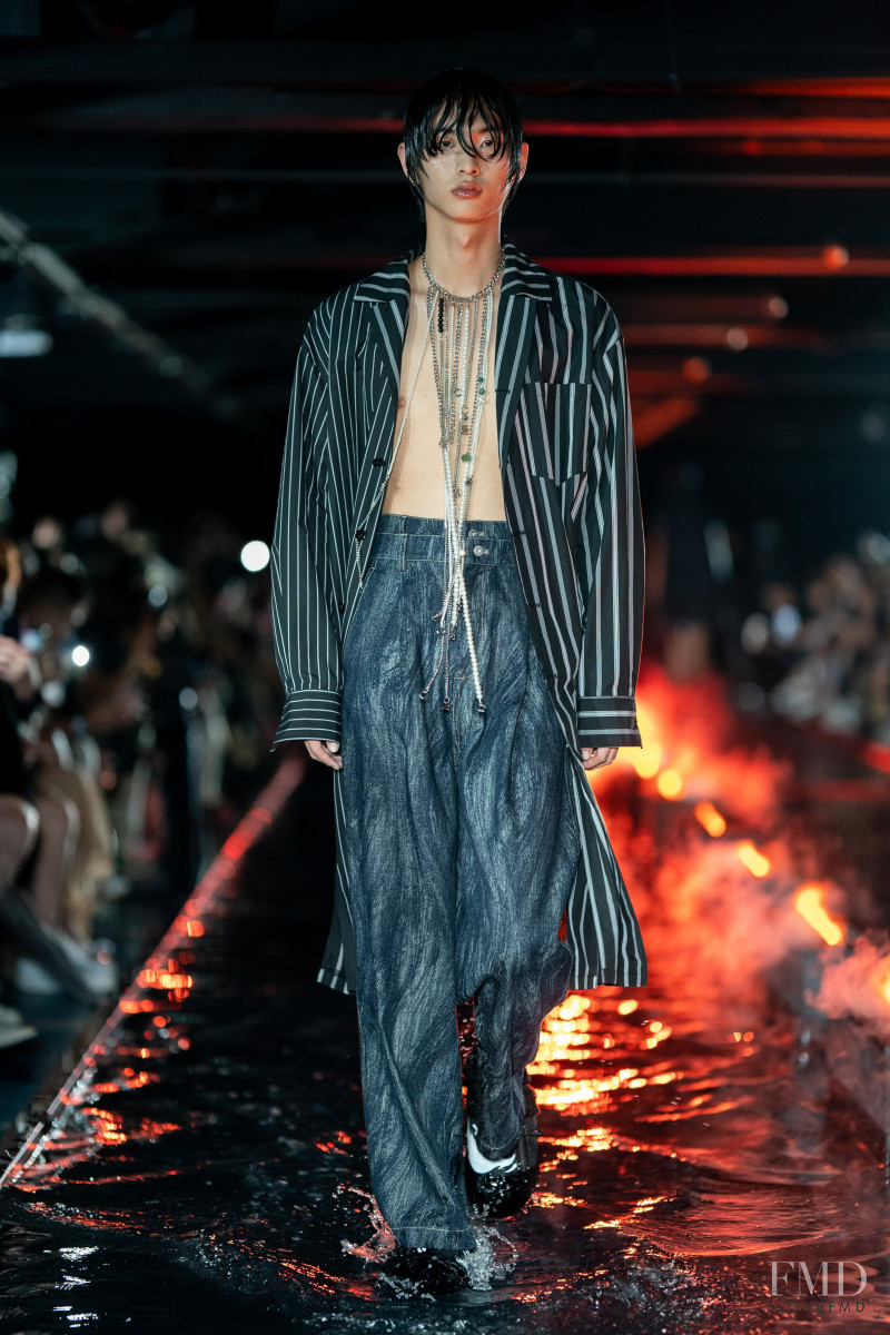 Feng Chen Wang fashion show for Spring/Summer 2022