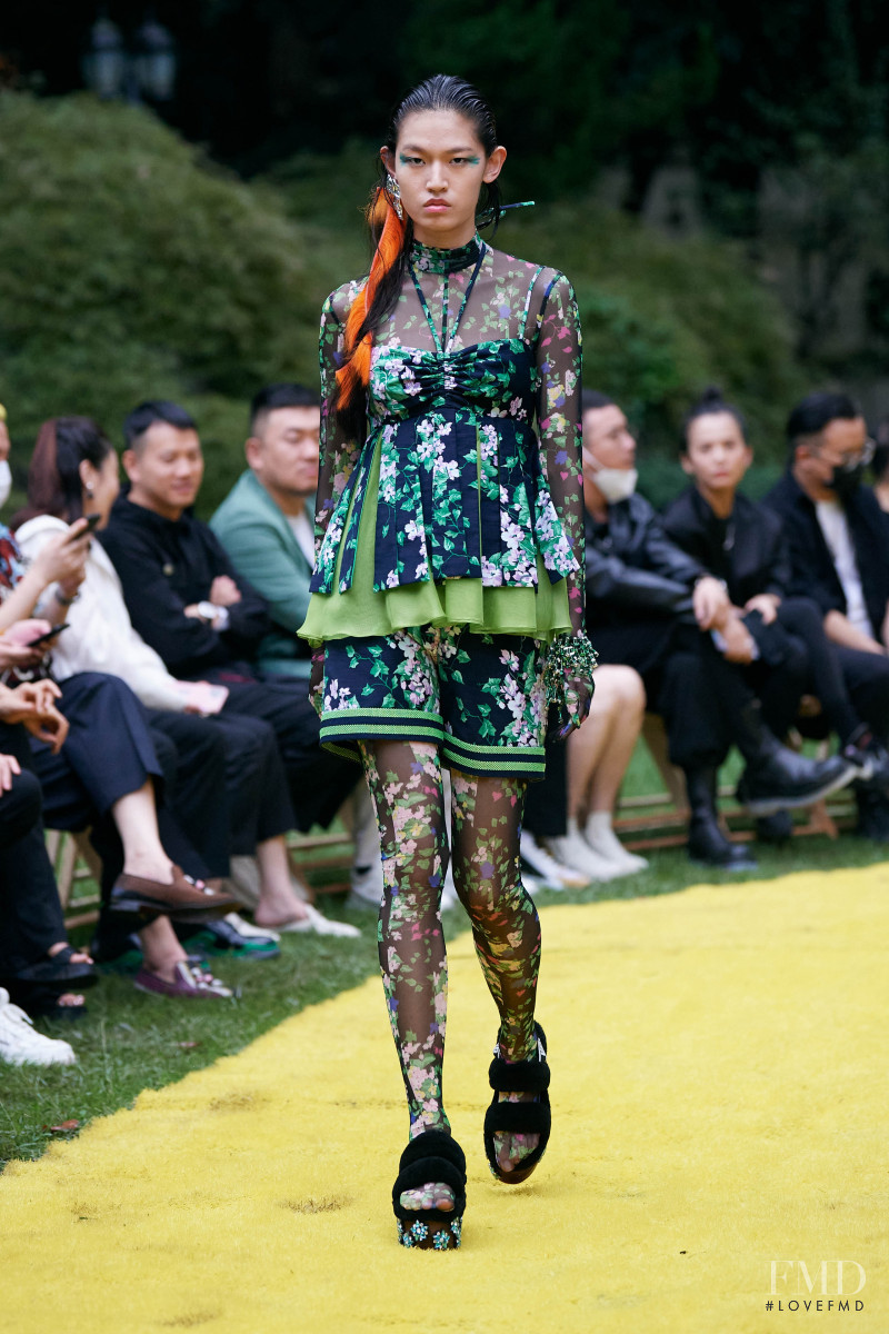 Shuting Qiu fashion show for Spring/Summer 2022