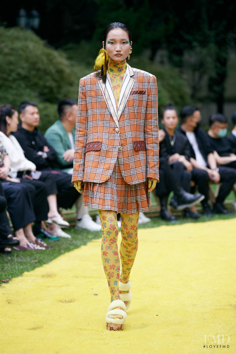 Shuting Qiu fashion show for Spring/Summer 2022