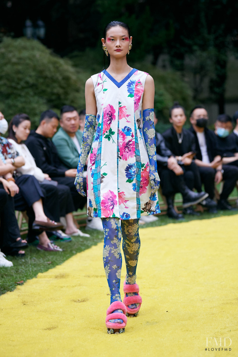 Shuting Qiu fashion show for Spring/Summer 2022