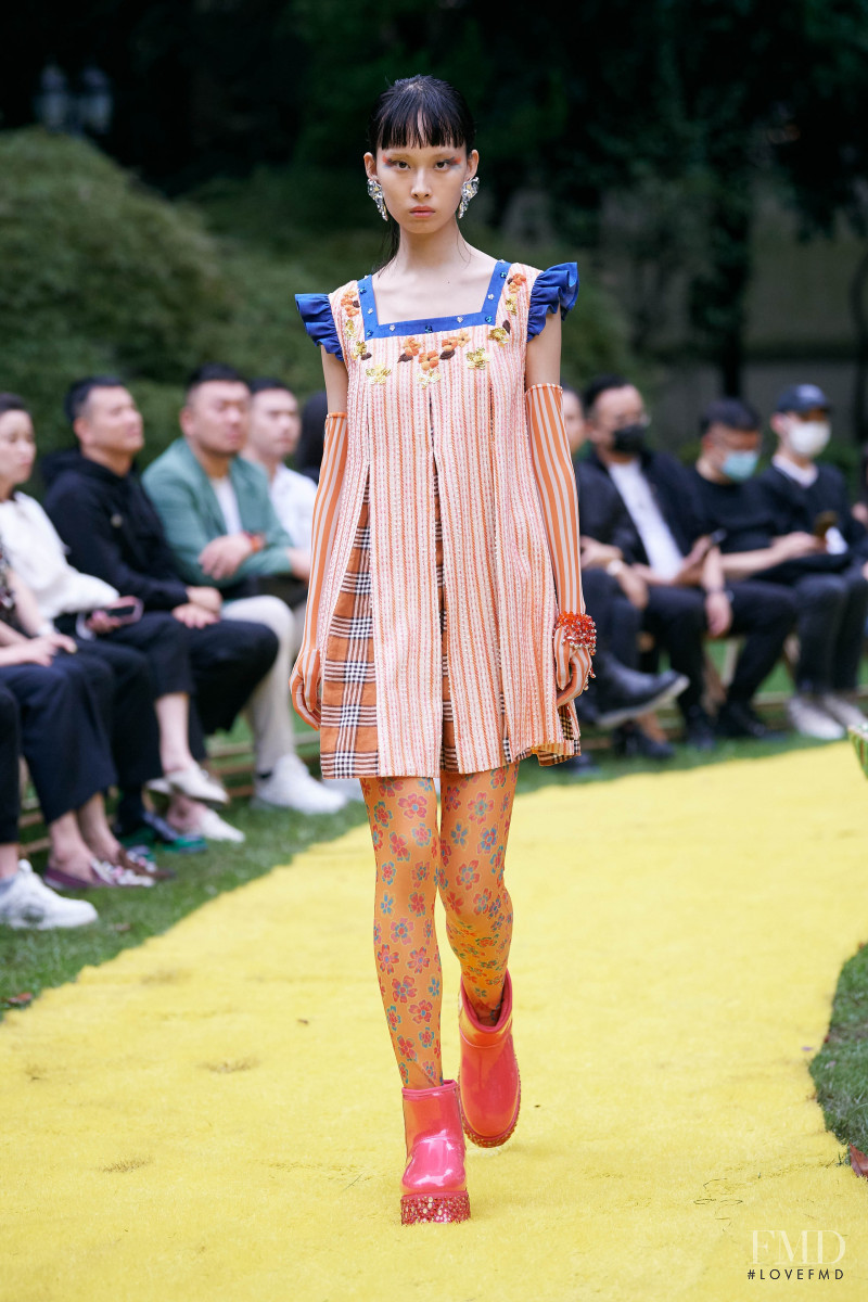 Shuting Qiu fashion show for Spring/Summer 2022