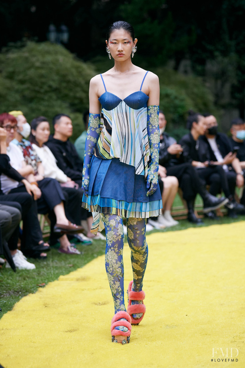 Shuting Qiu fashion show for Spring/Summer 2022