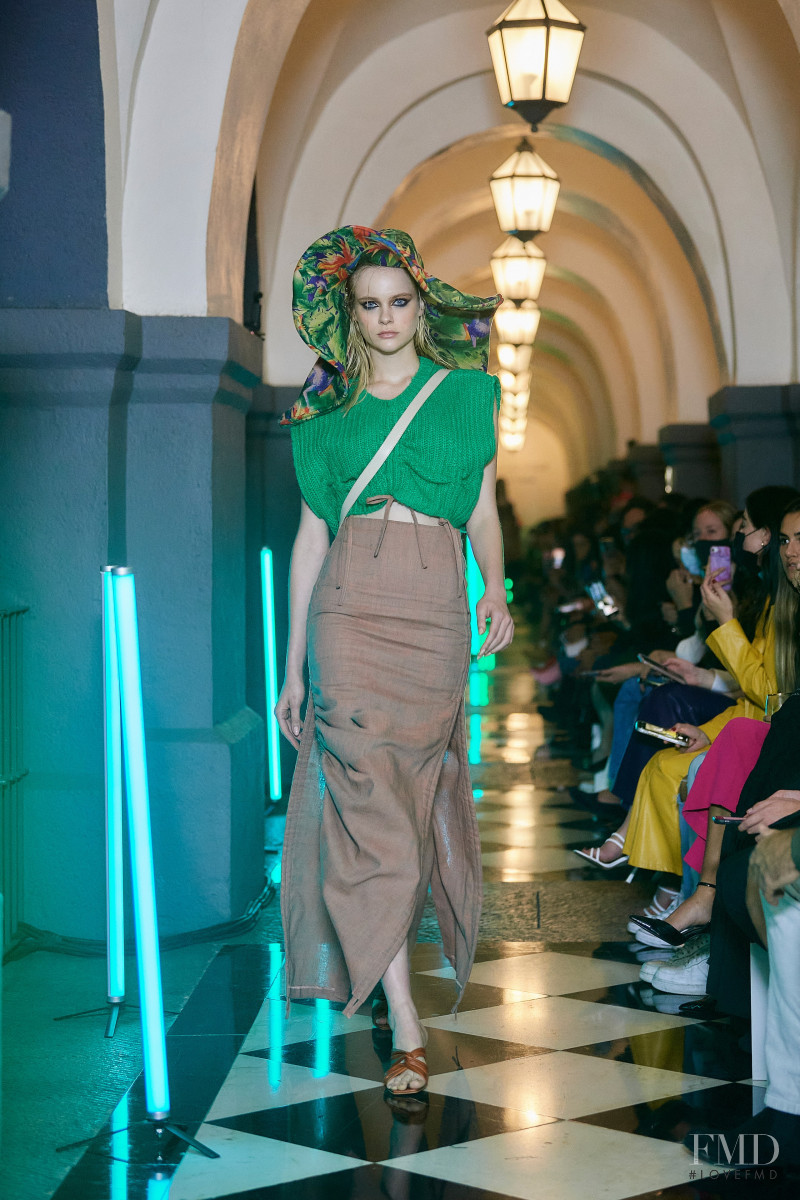 Alexia Ulibarri fashion show for Spring/Summer 2022