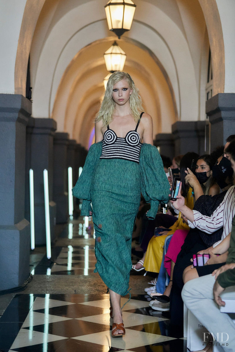 Alexia Ulibarri fashion show for Spring/Summer 2022