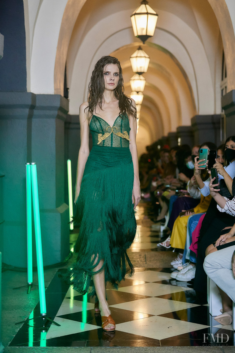 Alexia Ulibarri fashion show for Spring/Summer 2022