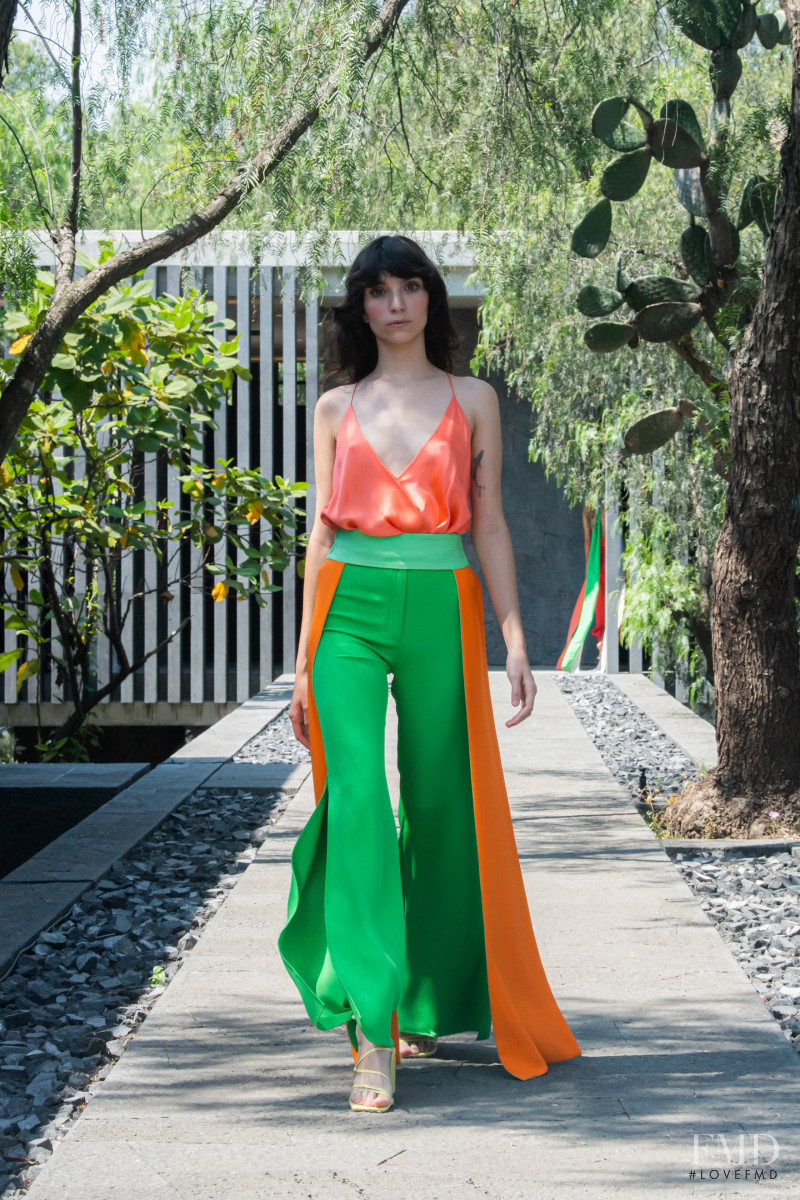 Daniela Gommar featured in  the Kris Goyri fashion show for Spring/Summer 2022