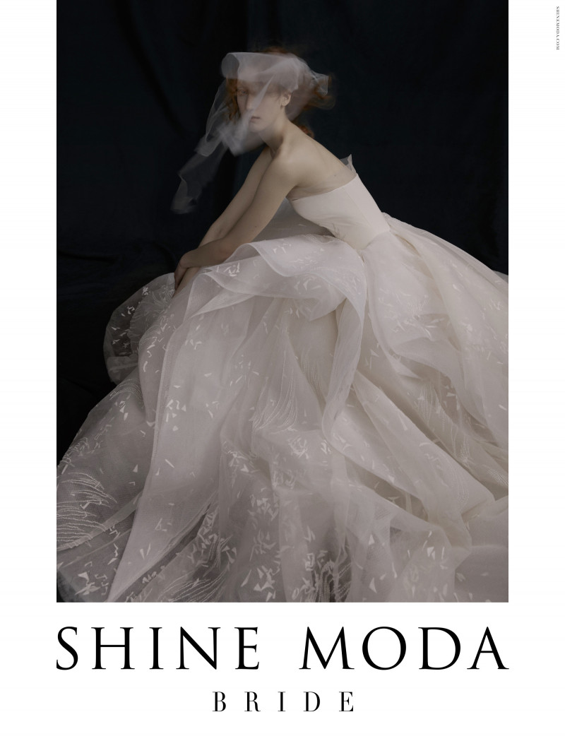 Lorna Foran featured in  the Shine Moda advertisement for Spring/Summer 2019