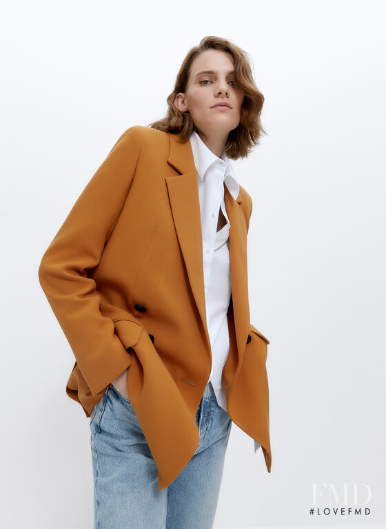 Lena Hardt featured in  the Uterque lookbook for Fall 2020