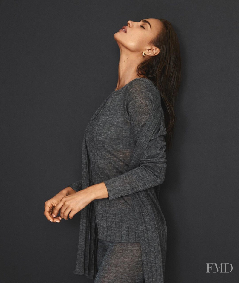 Irina Shayk featured in  the Intimissimi advertisement for Winter 2019