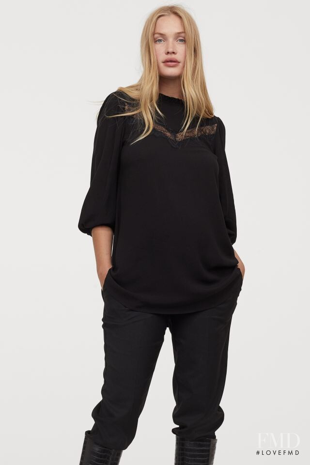 Camilla Forchhammer Christensen featured in  the H&M Maternity Wear catalogue for Autumn/Winter 2020