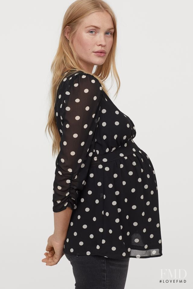 Camilla Forchhammer Christensen featured in  the H&M Maternity Wear catalogue for Autumn/Winter 2020