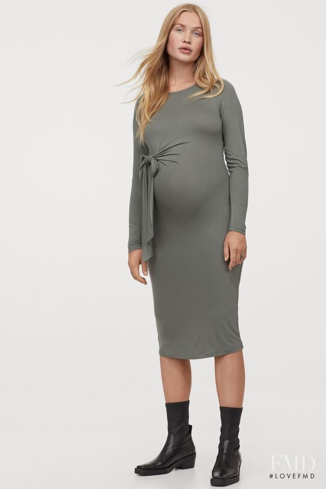 Camilla Forchhammer Christensen featured in  the H&M Maternity Wear catalogue for Autumn/Winter 2020