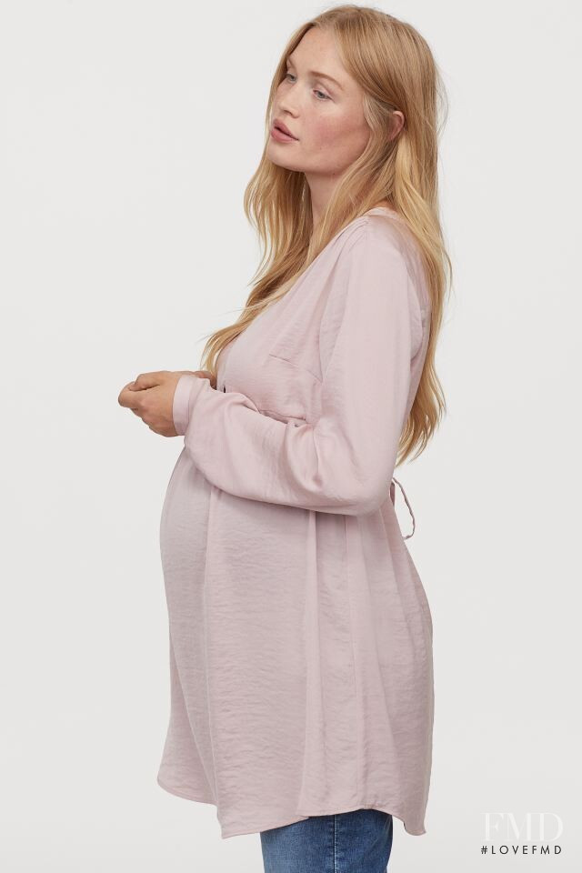 Camilla Forchhammer Christensen featured in  the H&M Maternity Wear catalogue for Autumn/Winter 2020