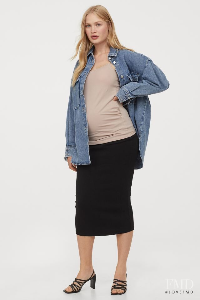 Camilla Forchhammer Christensen featured in  the H&M Maternity Wear catalogue for Autumn/Winter 2020