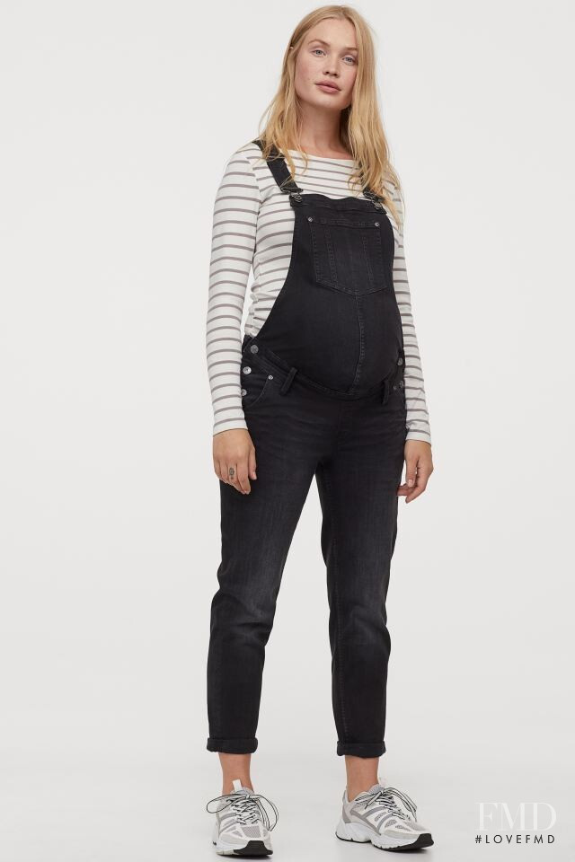 Camilla Forchhammer Christensen featured in  the H&M Maternity Wear catalogue for Autumn/Winter 2020