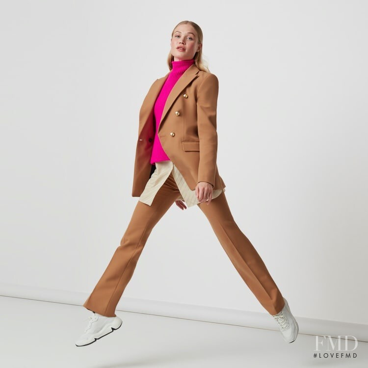 Camilla Forchhammer Christensen featured in  the ecco Chunky Sneakers advertisement for Autumn/Winter 2020