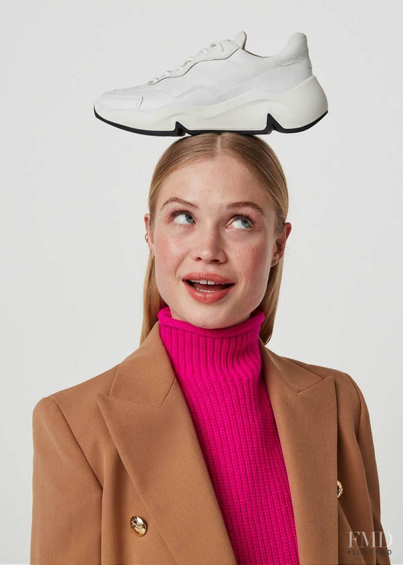 Camilla Forchhammer Christensen featured in  the ecco Chunky Sneakers advertisement for Autumn/Winter 2020