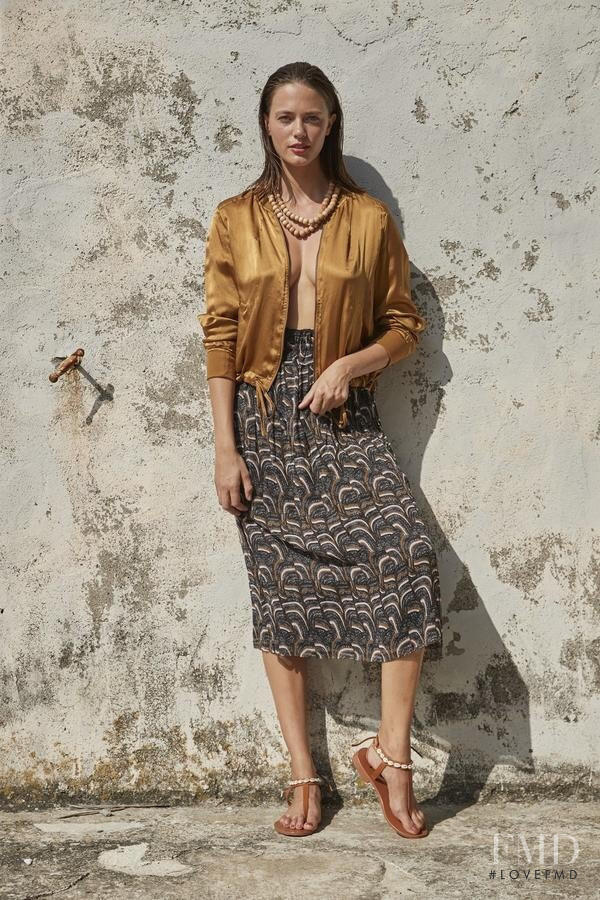 Joy van der Eecken featured in  the Mare di Latte lookbook for Spring/Summer 2020