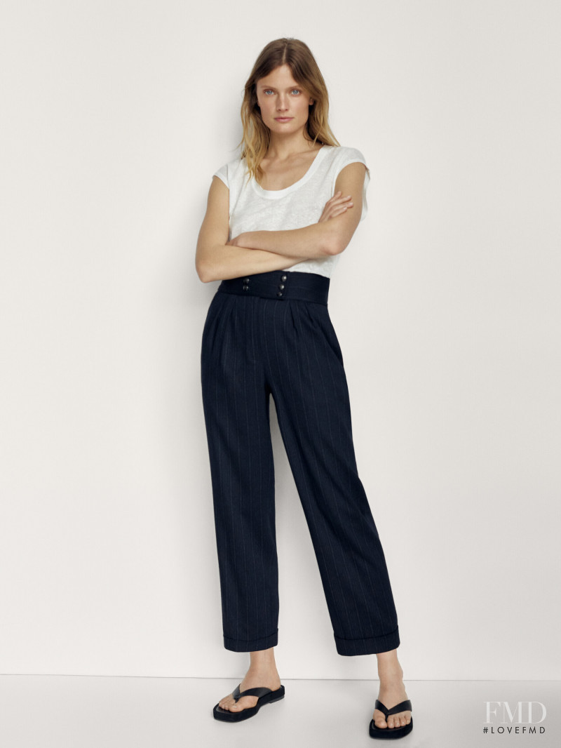 Constance Jablonski featured in  the Massimo Dutti catalogue for Pre-Fall 2021