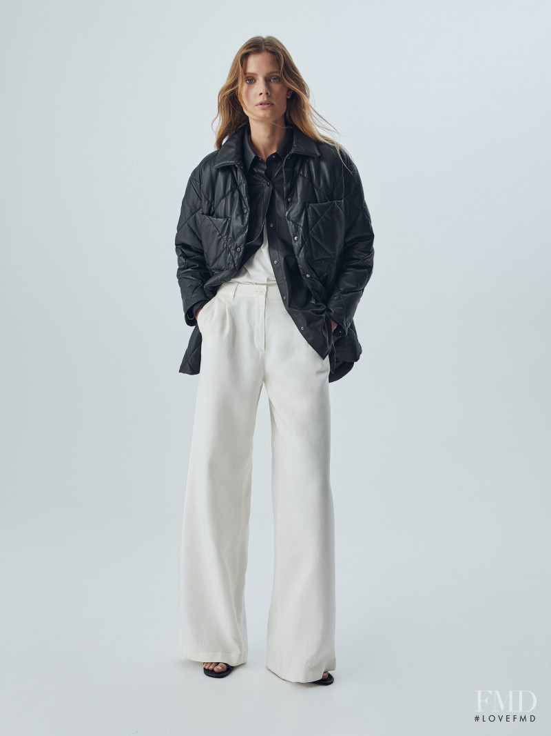 Constance Jablonski featured in  the Massimo Dutti catalogue for Pre-Fall 2021