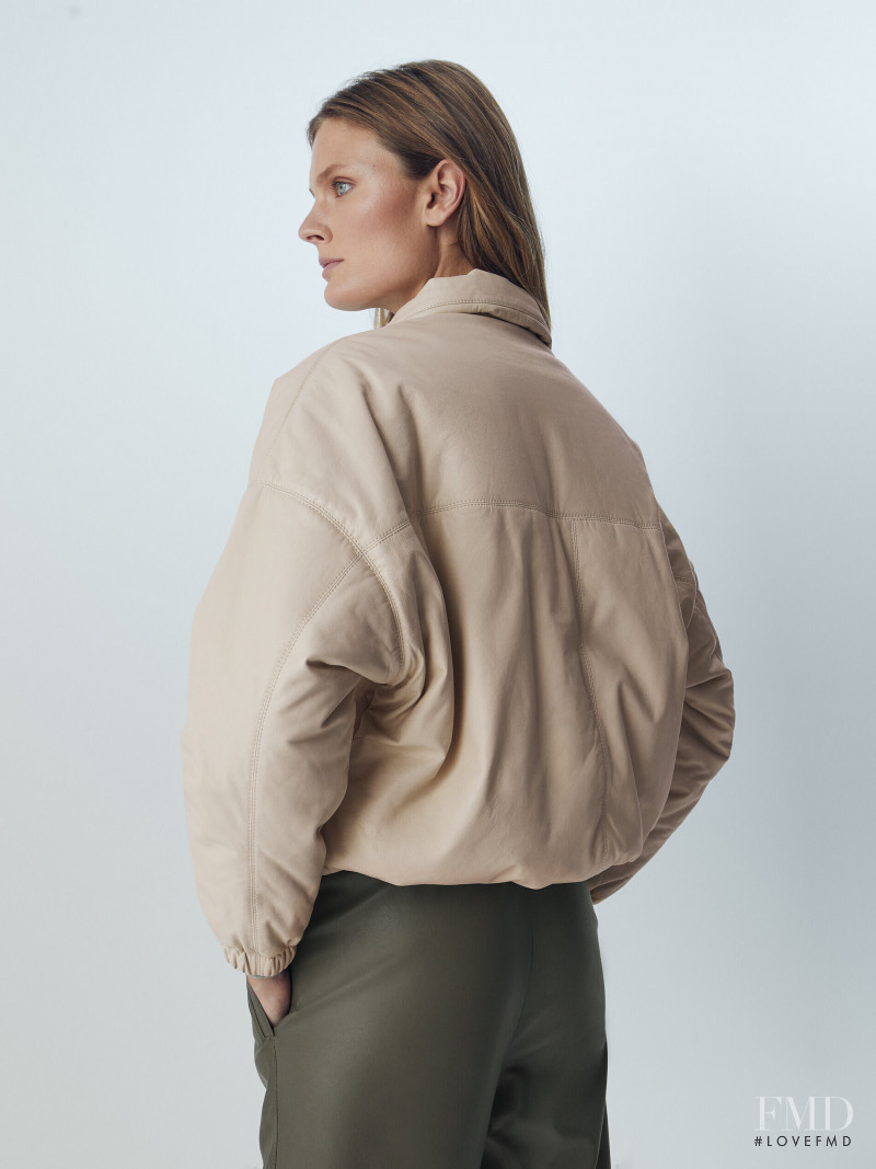 Constance Jablonski featured in  the Massimo Dutti catalogue for Pre-Fall 2021