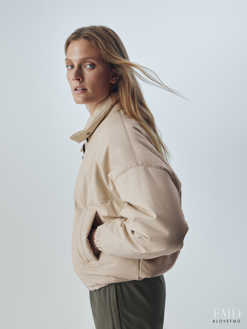 Constance Jablonski featured in  the Massimo Dutti catalogue for Pre-Fall 2021