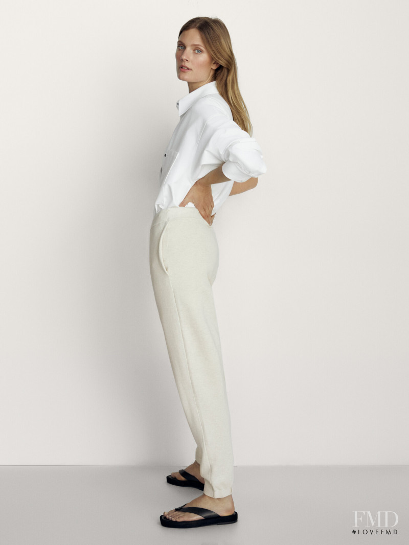 Constance Jablonski featured in  the Massimo Dutti catalogue for Pre-Fall 2021