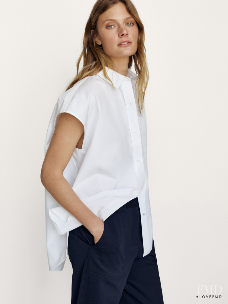 Constance Jablonski featured in  the Massimo Dutti catalogue for Pre-Fall 2021