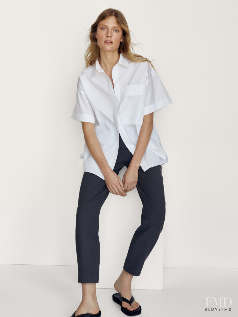 Constance Jablonski featured in  the Massimo Dutti catalogue for Pre-Fall 2021